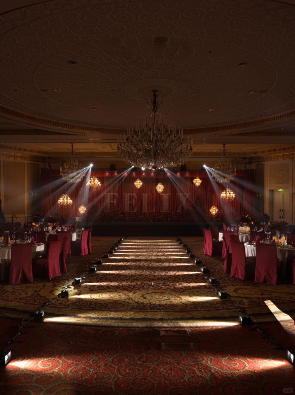 Gala Dinner Vertical 1