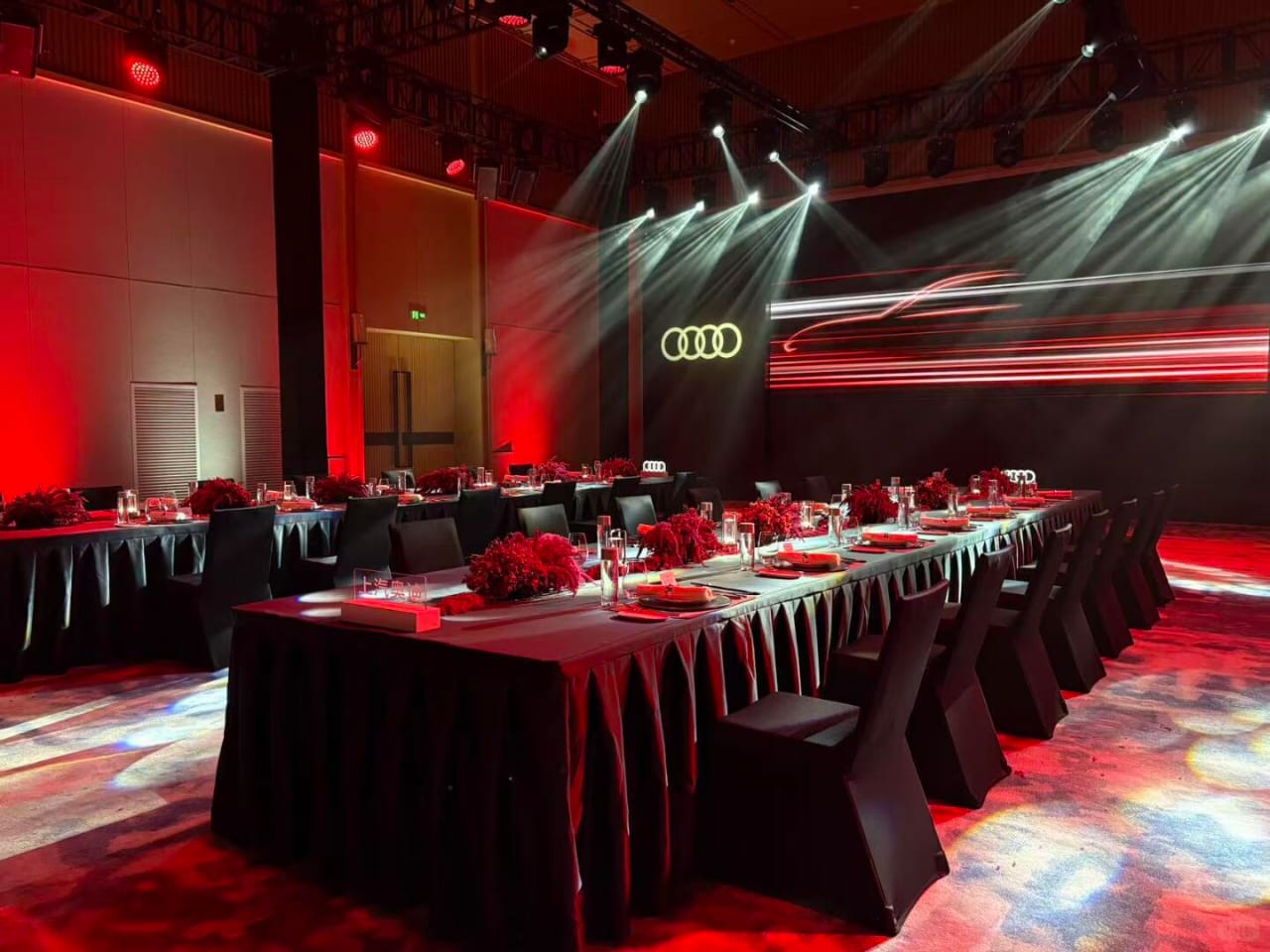 Gala Dinner Horizontal